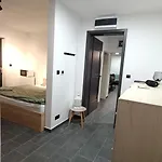 Superchata Sk - Moderne Pod Sninskym Kamenom Apartament